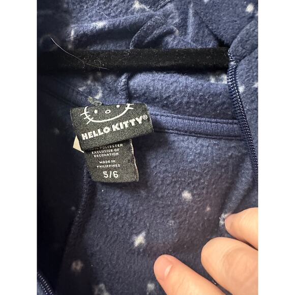 Hello Kitty Torrid Onesie One Piece Zippered Pajama Sz 5/6 - Picture 2 of 2